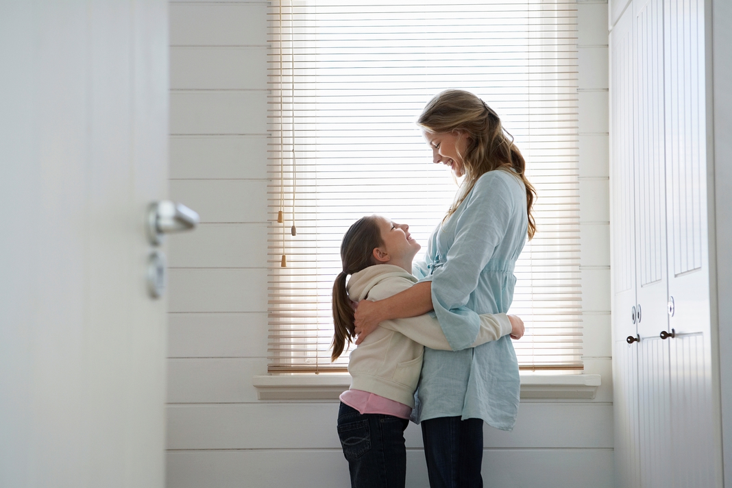 this-is-why-being-affectionate-with-your-child-is-a-must